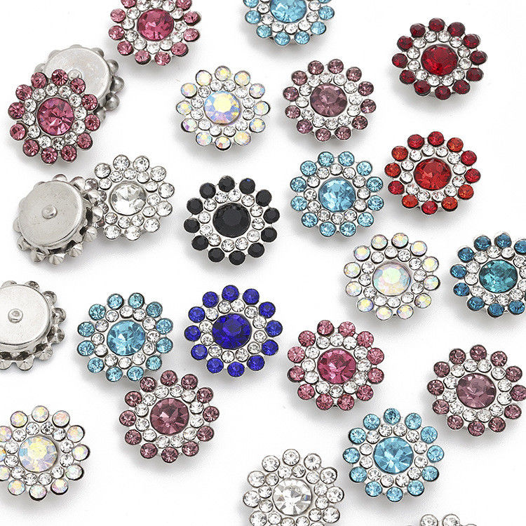 আনুষাঙ্গিক চীন পাইকারি Rhinestone পার্ল ডায়মন্ড ক্রিস্টাল ধাতু বোতাম পোশাক চুল Bow কেন্দ্র জন্য